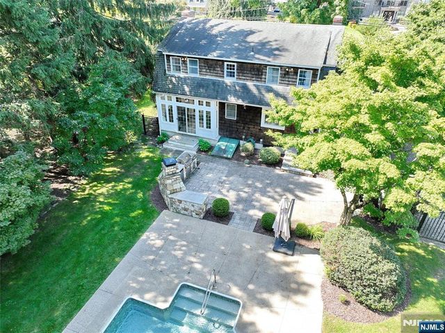 801 Blanch Avenue, Norwood, NJ 07648