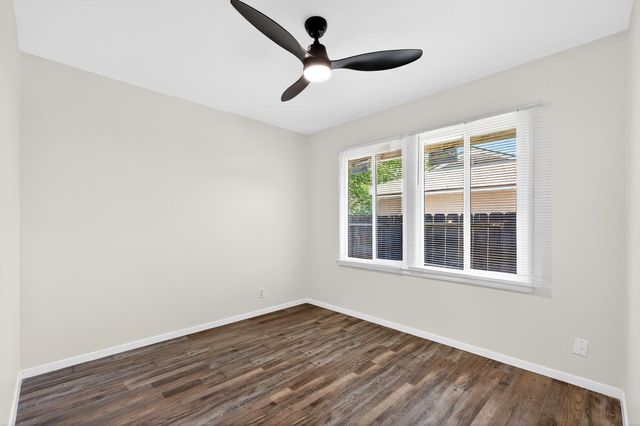 1812 W Bellaire Way, Fresno, CA 93705