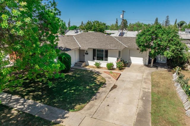 1812 W Bellaire Way, Fresno, CA 93705