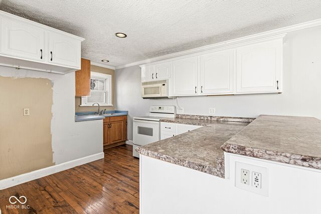 1526 Main Street, Beech Grove, IN 46107