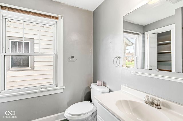 1526 Main Street, Beech Grove, IN 46107