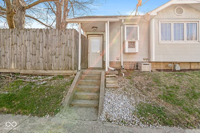 1526 Main Street, Beech Grove, IN 46107