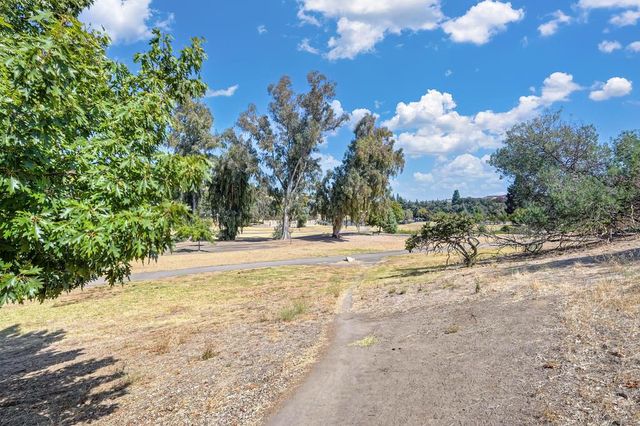 4410 Northstar St, Rocklin, CA 95677