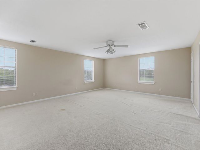750 Lyons Road, Ennis, TX 75119