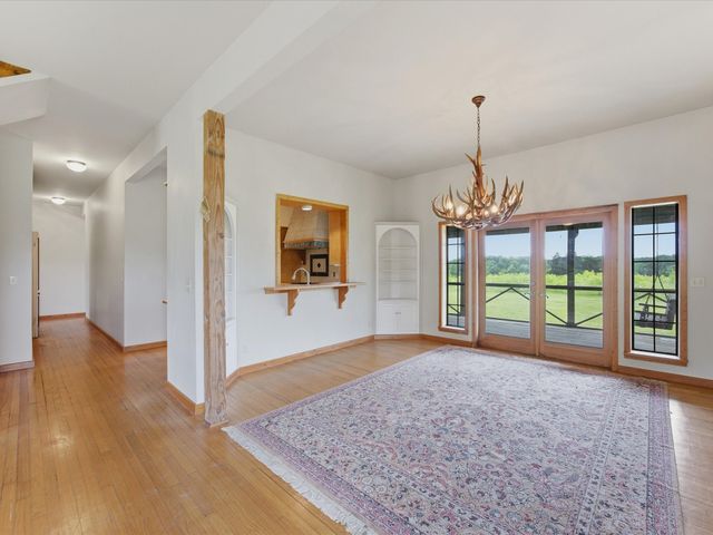 750 Lyons Road, Ennis, TX 75119