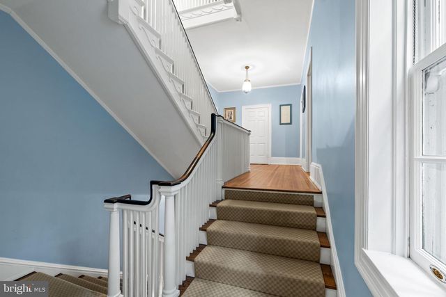 8 CLUB RD, Baltimore, MD 21210