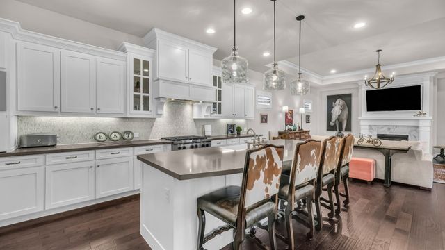 13908 Walsh Avenue, Fort Worth, TX 76008
