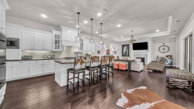 13908 Walsh Avenue, Fort Worth, TX 76008
