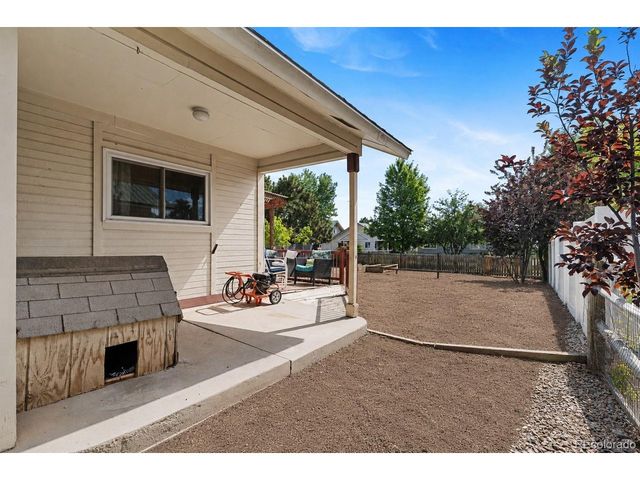 216 2nd St, Mead, CO 80542