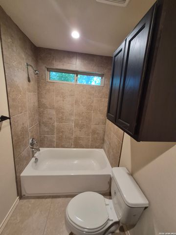 7026 Lakeview Dr Unit 101, San Antonio, TX 78244