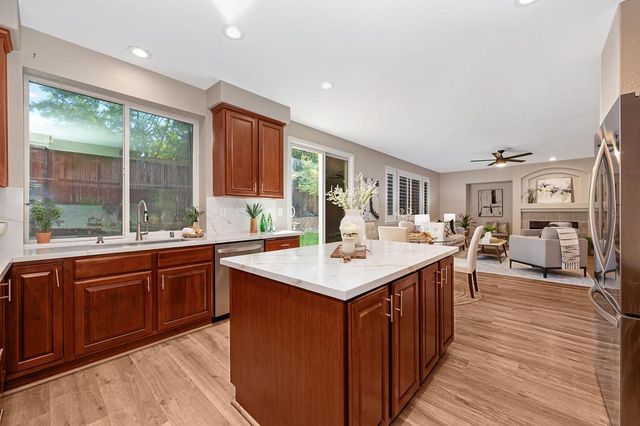 6440 Camellia Point Way, Roseville, CA 95678