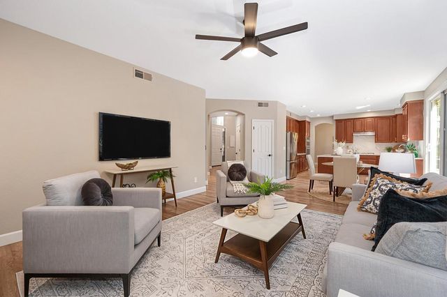 6440 Camellia Point Way, Roseville, CA 95678