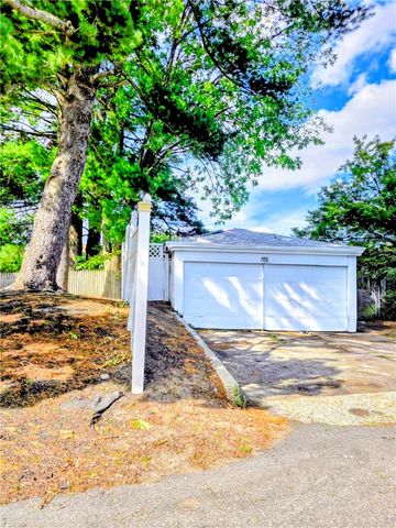 40 Kiley Street, North Providence, RI 02911