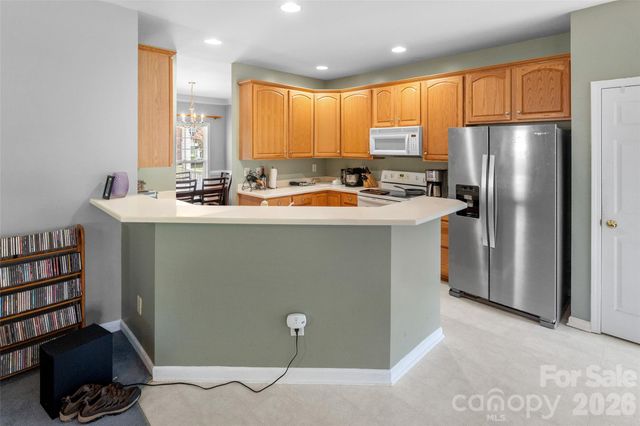 2725 Billings Park Drive, Charlotte, NC 28213