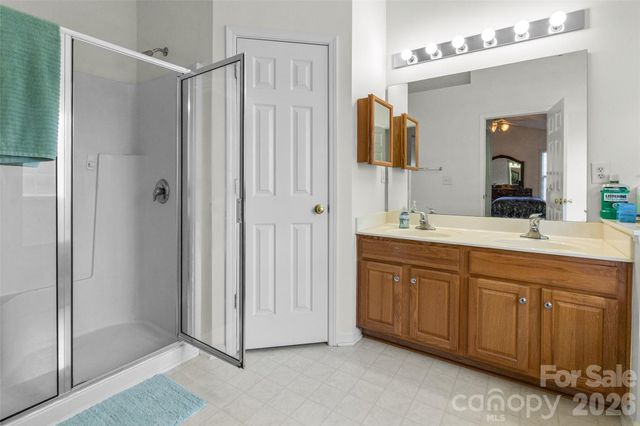 2725 Billings Park Drive, Charlotte, NC 28213