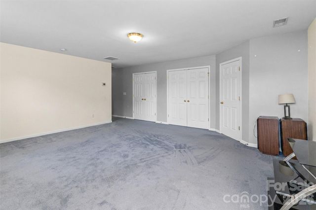 2725 Billings Park Drive, Charlotte, NC 28213