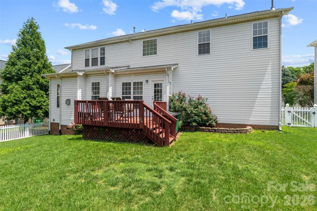 2725 Billings Park Drive, Charlotte, NC 28213