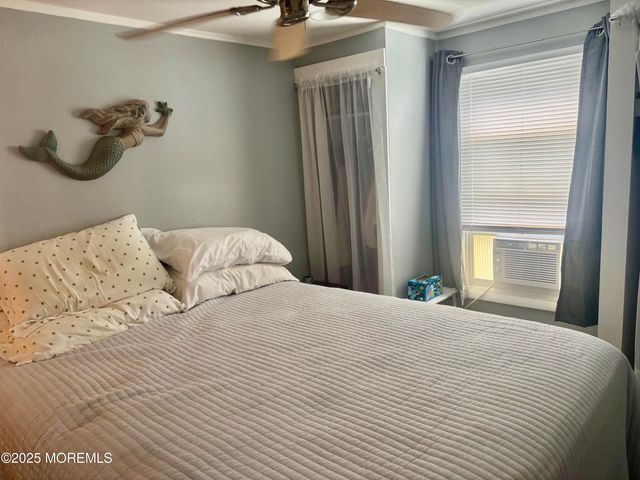 30 Nautilus Road, Waretown, NJ 08758