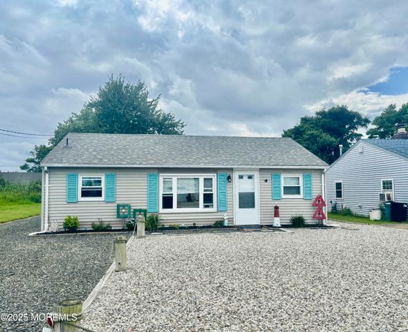 30 Nautilus Road, Waretown, NJ 08758