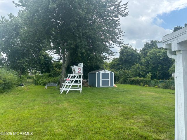 30 Nautilus Road, Waretown, NJ 08758