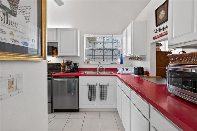 1901 Westminster Circle 1, Vero Beach, FL 32966