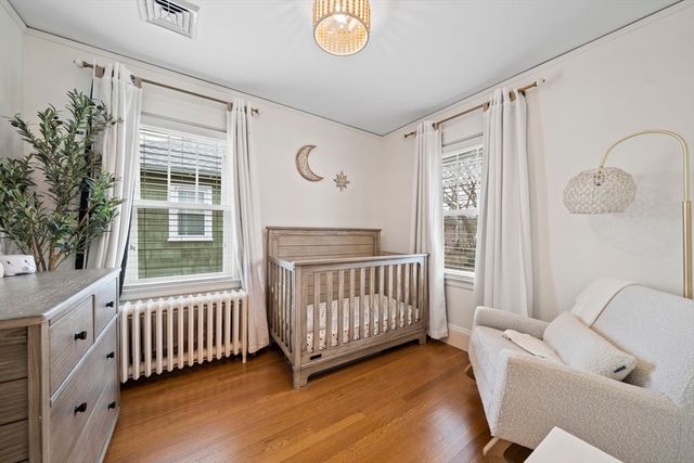 644 Weld St, Boston, MA 02132