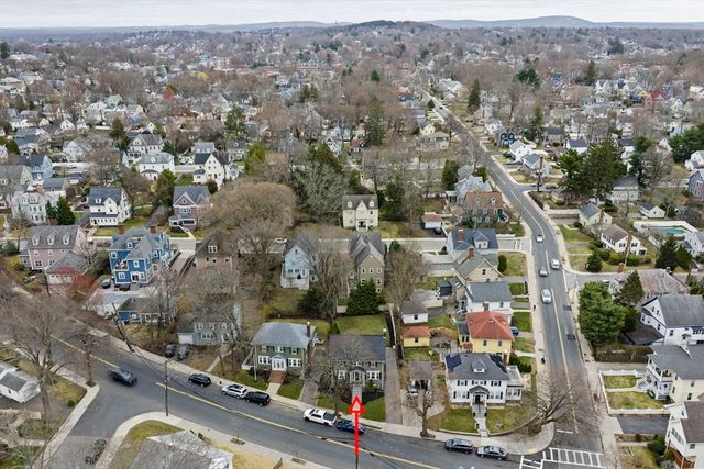 644 Weld St, Boston, MA 02132