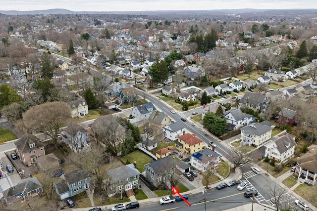 644 Weld St, Boston, MA 02132