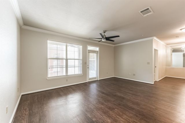 1711 Old Spanish Trail 228, Houston, TX 77054