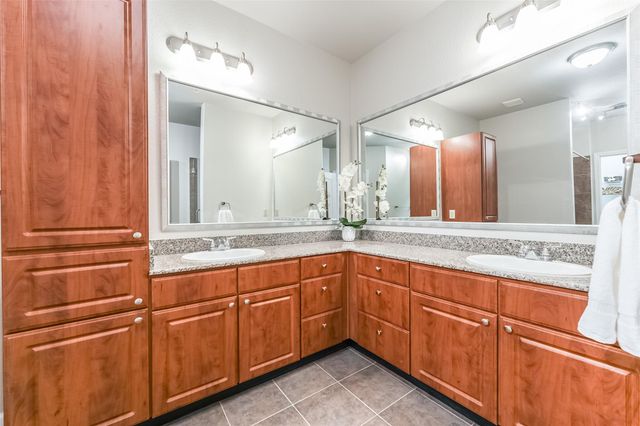 1711 Old Spanish Trail 228, Houston, TX 77054