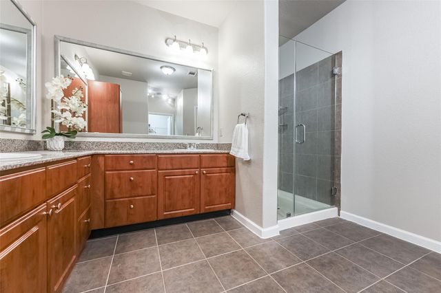 1711 Old Spanish Trail 228, Houston, TX 77054