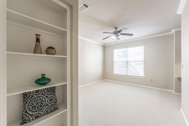 1711 Old Spanish Trail 228, Houston, TX 77054