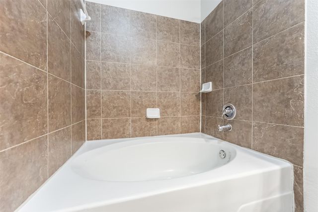1711 Old Spanish Trail 228, Houston, TX 77054