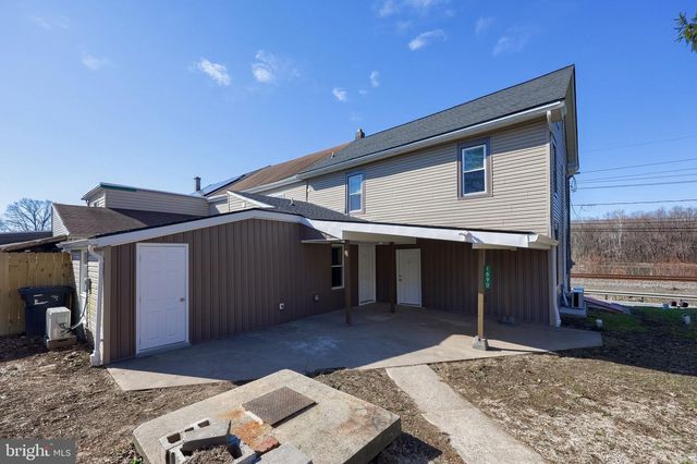 1890 WATER ST, Washington Boro, PA 17582
