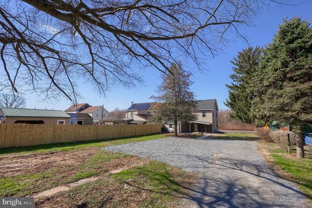 1890 WATER ST, Washington Boro, PA 17582
