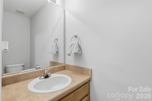 4923 Eagle Creek Drive, Charlotte, NC 28269