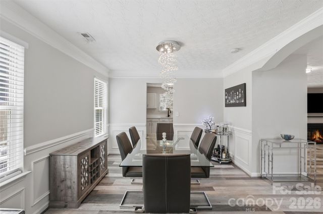4923 Eagle Creek Drive, Charlotte, NC 28269