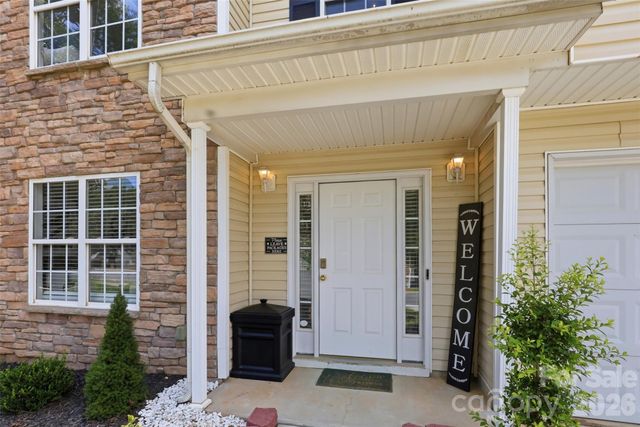 4923 Eagle Creek Drive, Charlotte, NC 28269