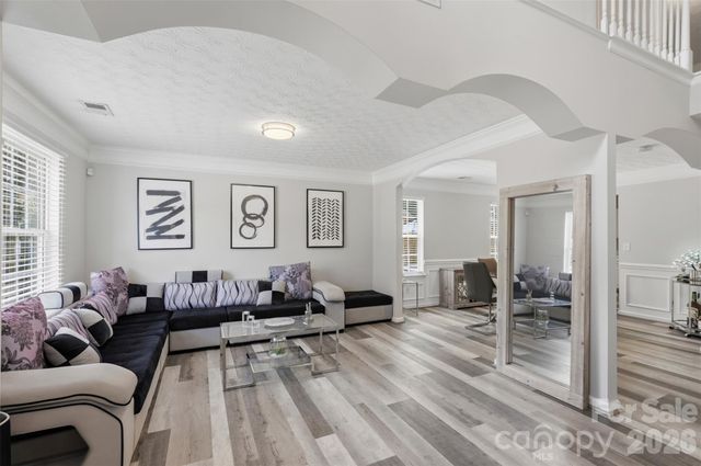 4923 Eagle Creek Drive, Charlotte, NC 28269