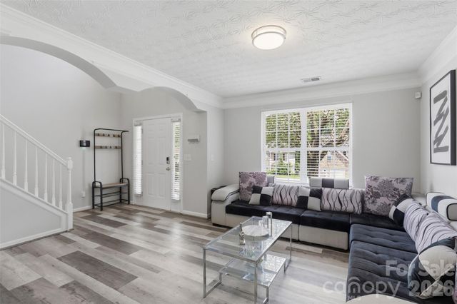 4923 Eagle Creek Drive, Charlotte, NC 28269