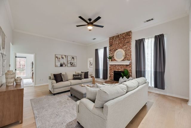 1412 Melody Lane, Carrollton, TX 75006