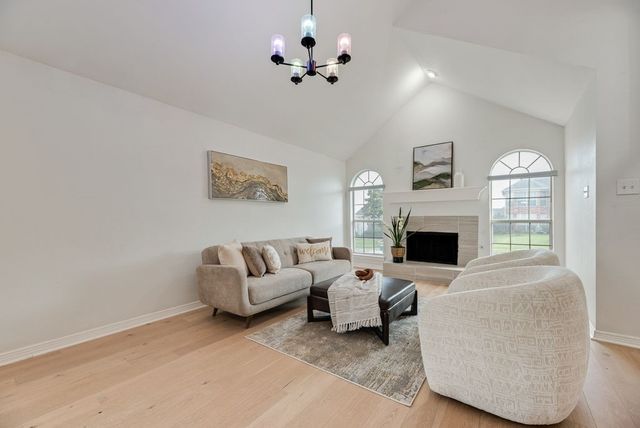 1412 Melody Lane, Carrollton, TX 75006
