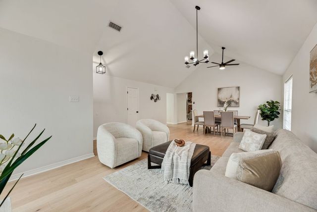 1412 Melody Lane, Carrollton, TX 75006