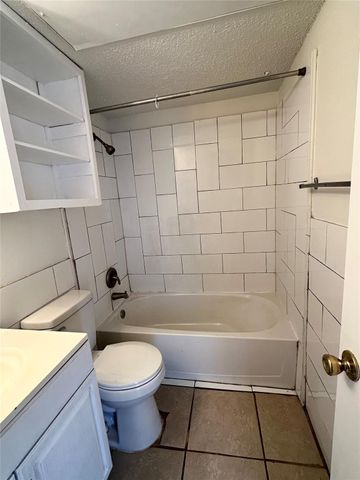 4322 Gillis ST 104, Austin, TX 78745