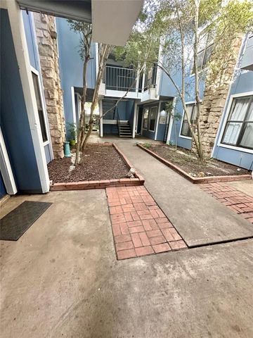 4322 Gillis ST 104, Austin, TX 78745