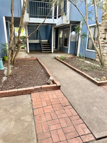 4322 Gillis ST 104, Austin, TX 78745