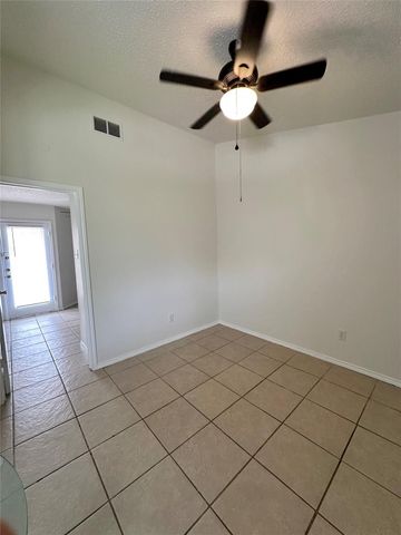 4322 Gillis ST 104, Austin, TX 78745