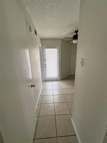 4322 Gillis ST 104, Austin, TX 78745
