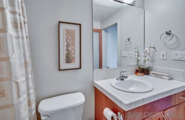 1240 India 1003, San Diego, CA 92101