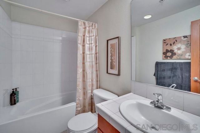 1240 India 1003, San Diego, CA 92101